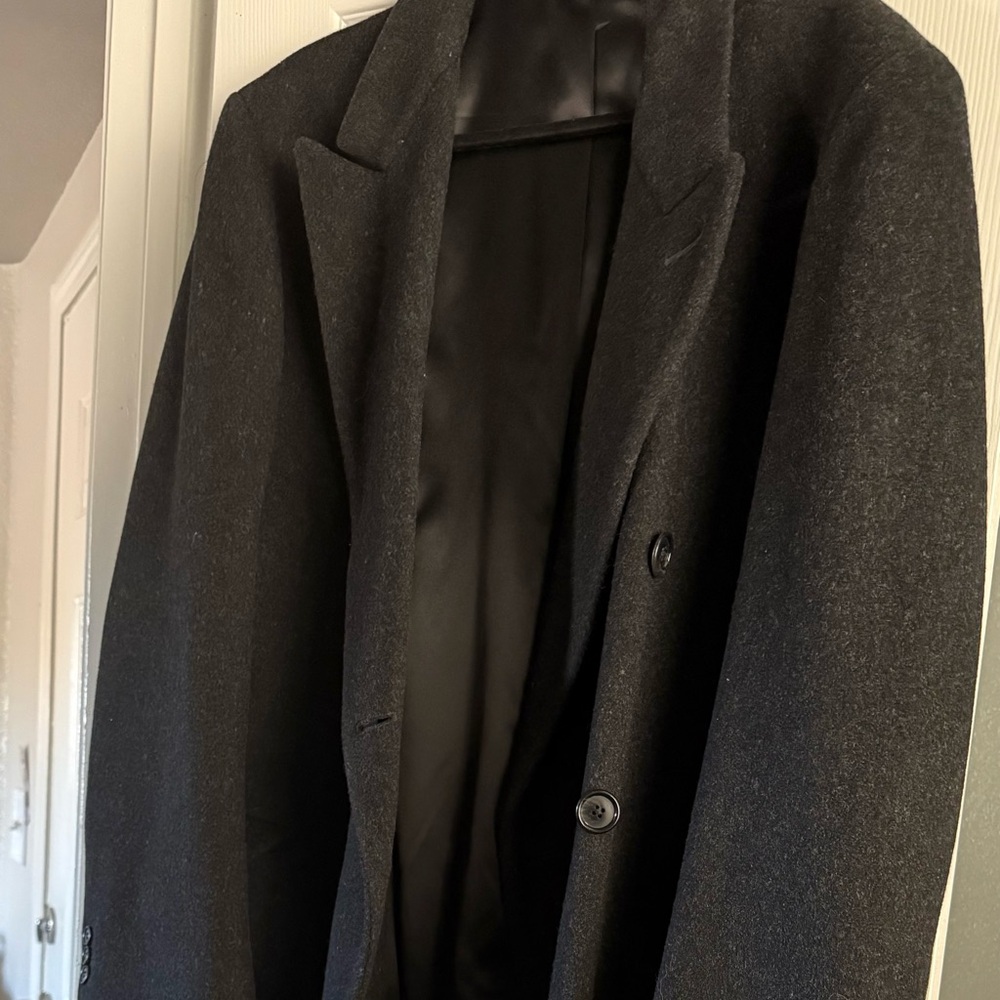 Nordstrom Men's Elegant Black Trench Coat
